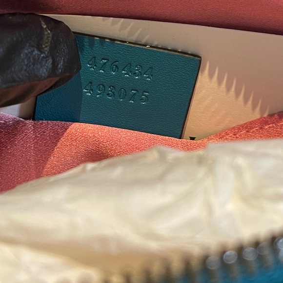 Gucci Marmont Flower Embroidered Belt Bag - Picture 5 of 7